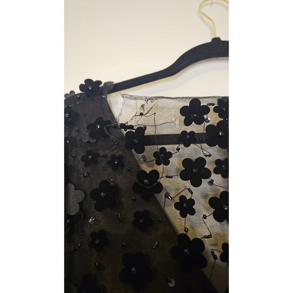 Mac Duggal Embellished Mesh Midi Dress with Butterfly Sleeves & Velvet Trim - Picture 3 of 6